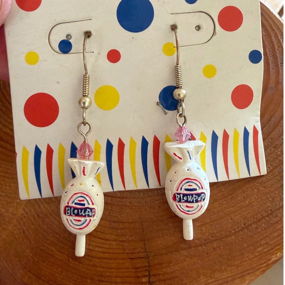 Vintage 2003 Charms Blow Pop‎ Candy Dangle Earrings Y2K Novelty White Pink Retro